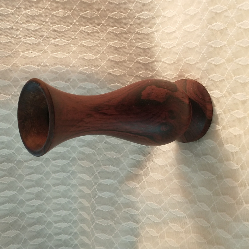 JR - El Tuito 2015 - Rosewood Bud Vase - D2